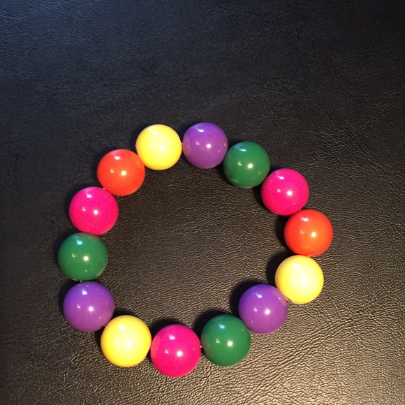 Colourful rainbow marble bracelet 🌈 - Picture 3 of 5